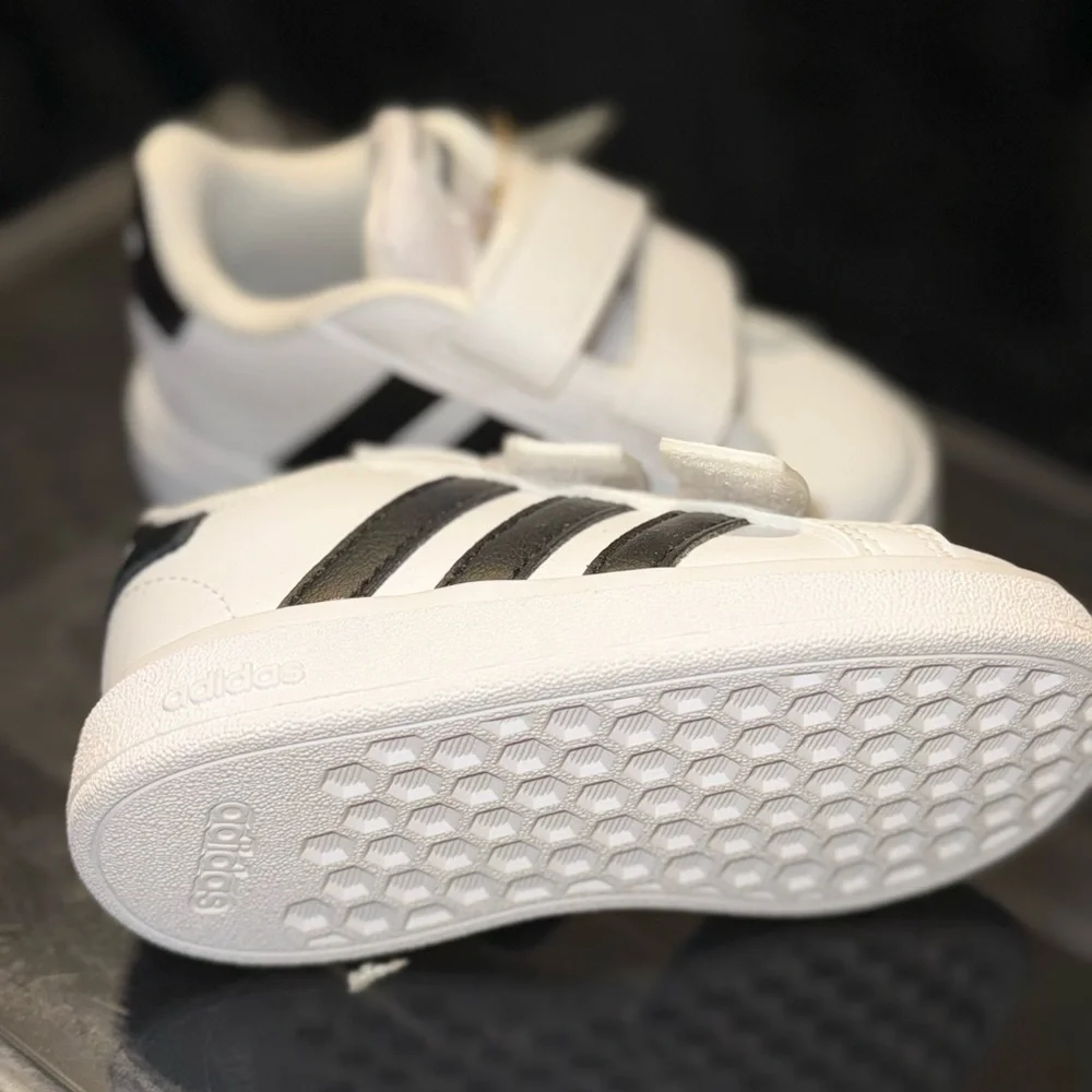 Adidas baby White Black Velcro Strap Sneakers - Picture 5 of 12